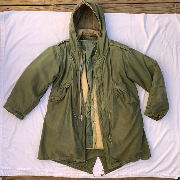 Vtg US Army Military M51 Fishtail Parka Jacket Large w Wool Frieze 